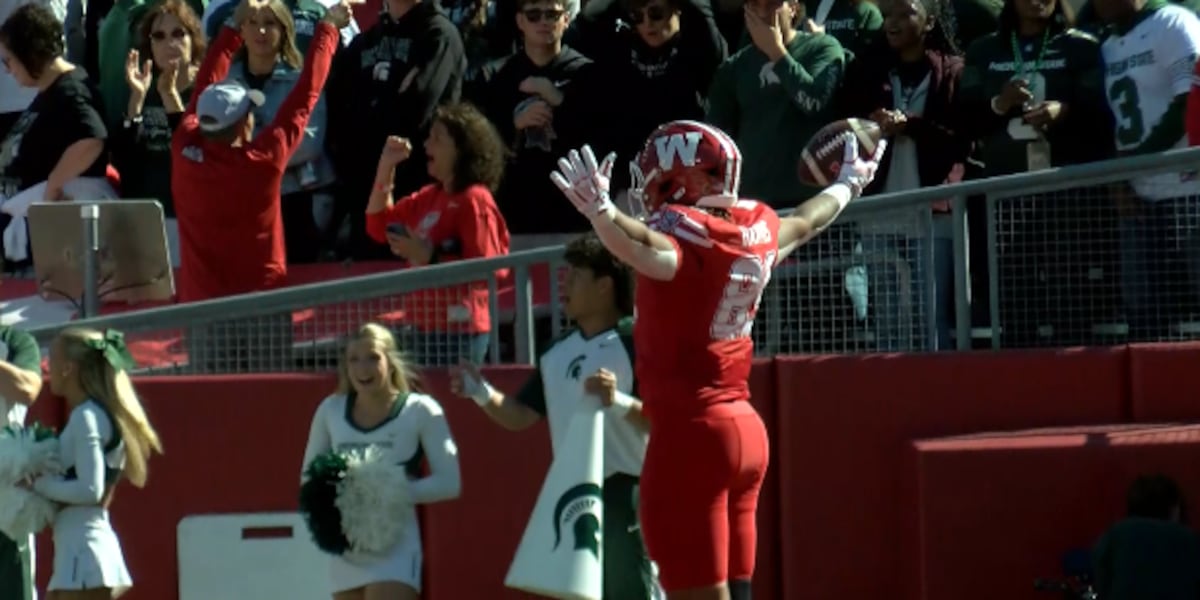 Wisconsin Dominates Michigan State 31-3 Behind Colton Joseph's Stellar Play