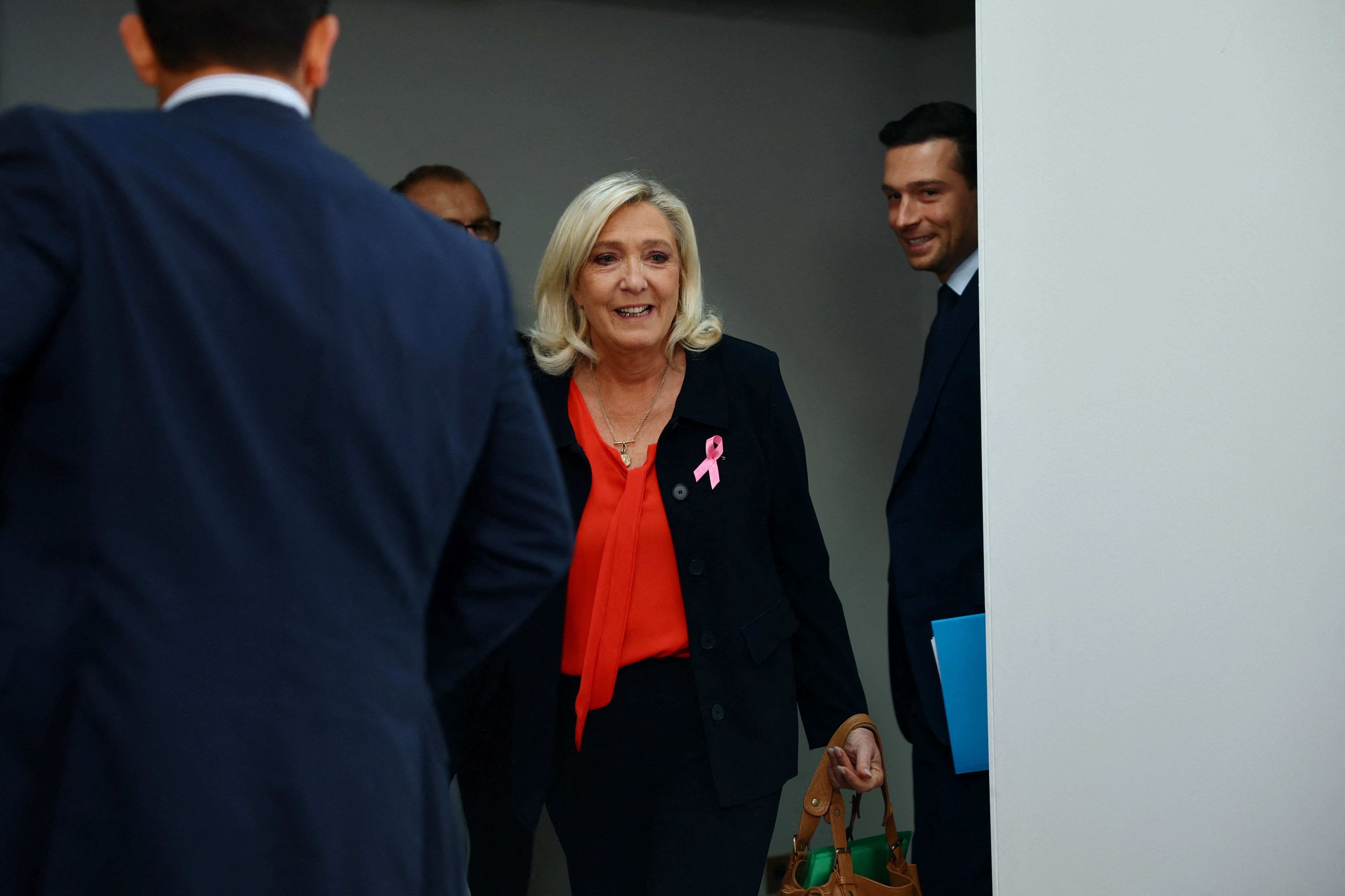 Marine Le Pen Unveils €140 Billion Fiscal Plan to Curb French Debt