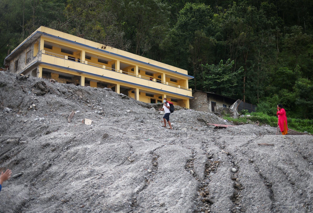 Stranded Malaysian Returns Home Safely After Month in Flood-Hit Nepal