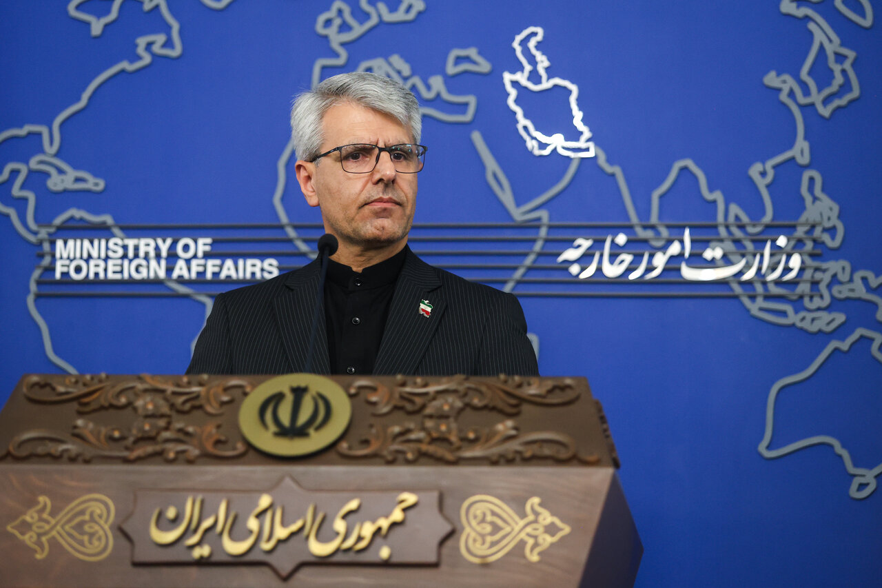 Iran states Strait of Hormuz will remain closed until US meets conditions.
