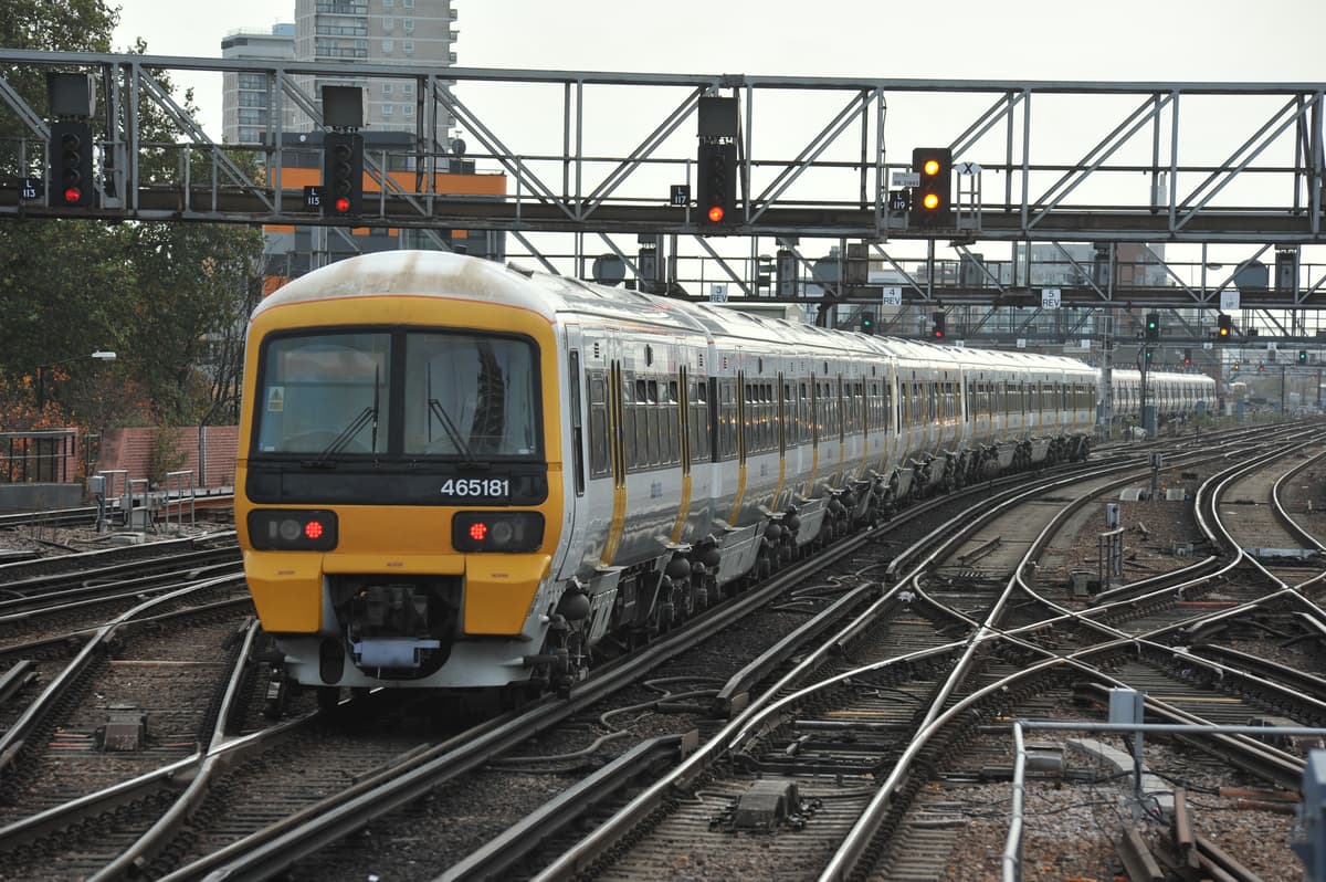 Bedbug Infestations Disrupt Southeastern Rail Services and Prompt Driver Safety Concerns