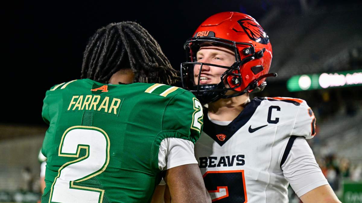 College Football Previews Highlight Key Matchups Alongside Exciting Audacy Ticket Giveaways