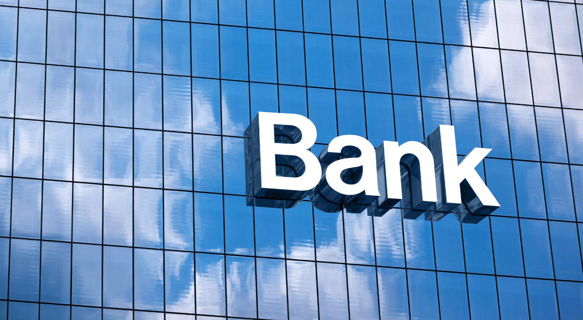 Evercore Lowers Price Targets for M&T Bank, Fifth Third, and BNY Mellon