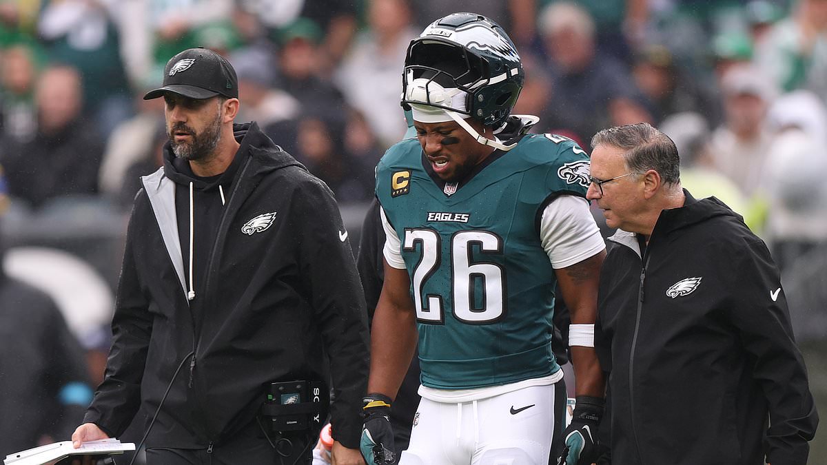 Philadelphia Eagles Running Back Saquon Barkley Leaves Rams Game With Hamstring Injury
