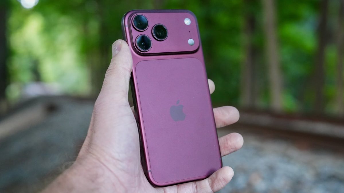 Apple releases emergency update for iPhone 18 Pro Max to address cellular failures