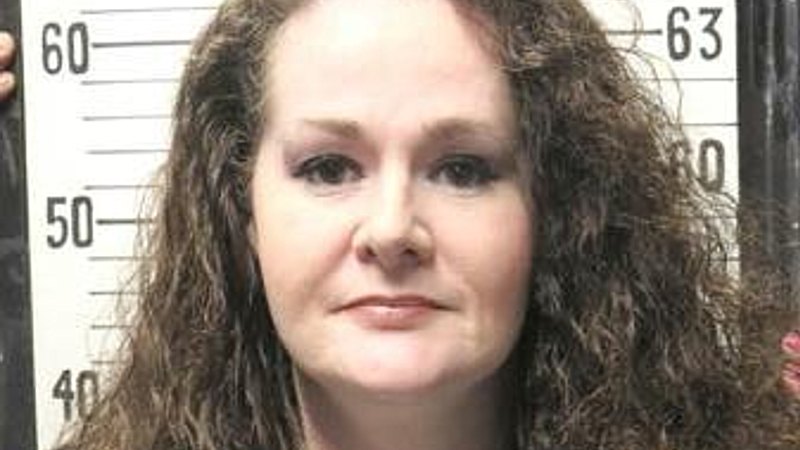 Tennessee Execution Attempt Leaves Christa Pike Alive After Prolonged Lethal Injection