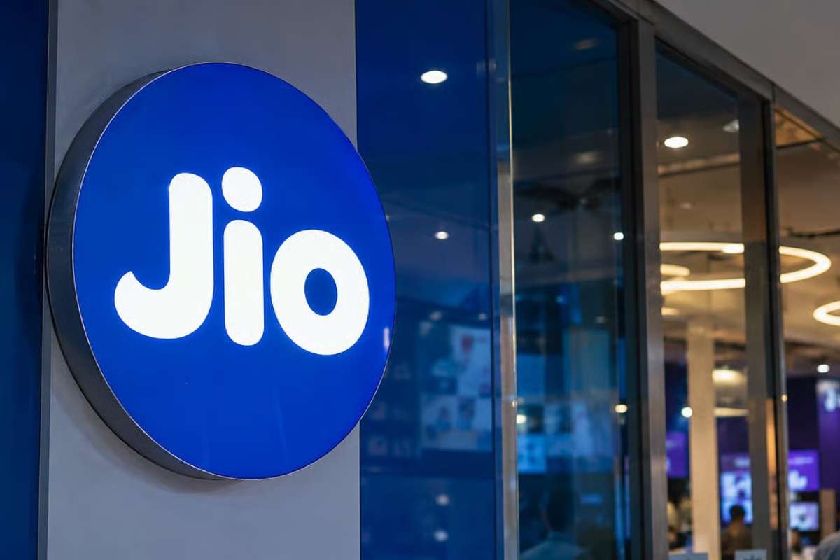 Jio Platforms sets October 21 for launch of massive USD 3.8 billion IPO.