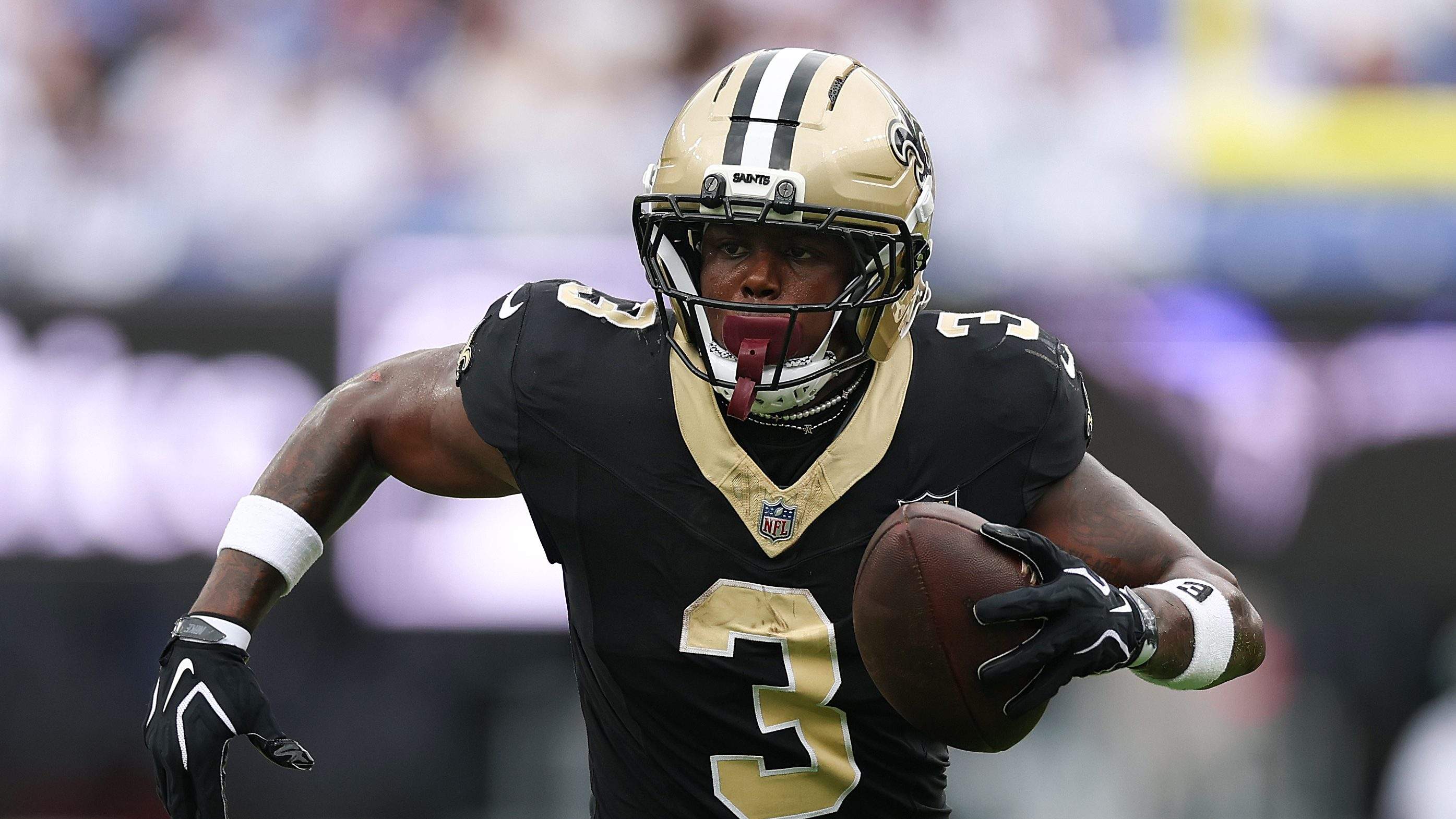 New Orleans Saints place running back Travis Etienne on injured reserve for four games