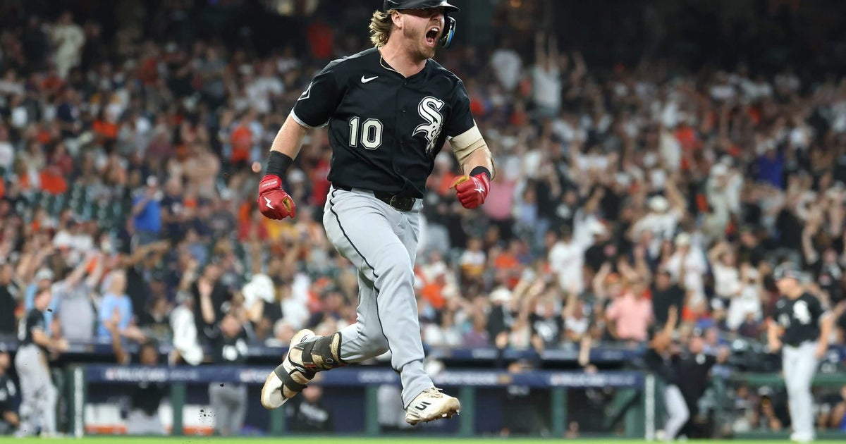 White Sox credit a blessing from the Vatican for their historic playoff victory