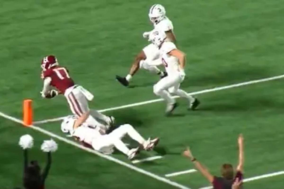 Last-Second Hail Mary Lateral Play Lifts Harvard Football to Victory Over Colgate