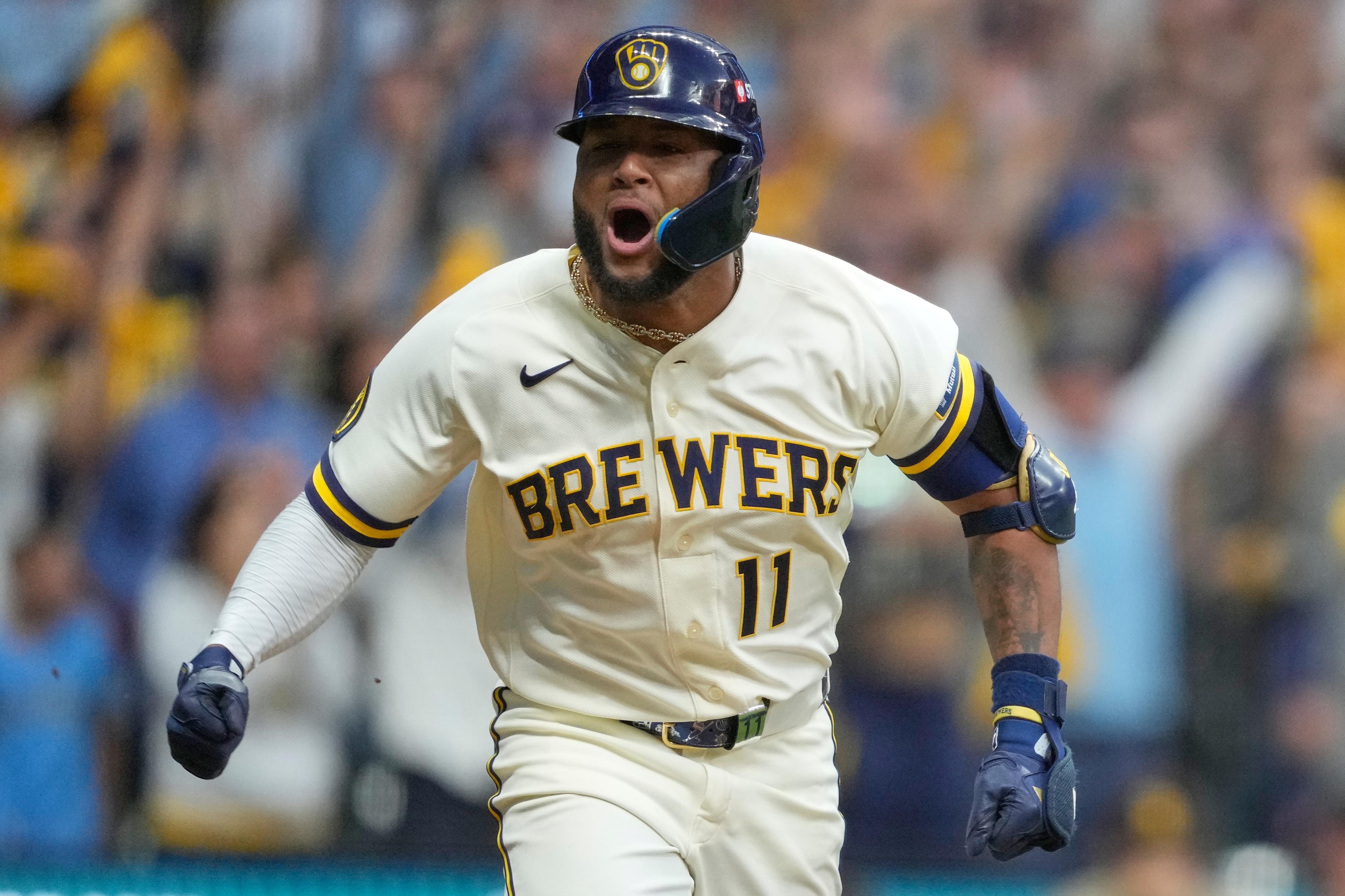 Brewers manager Pat Murphy explains decision to lead off star Jackson Chourio