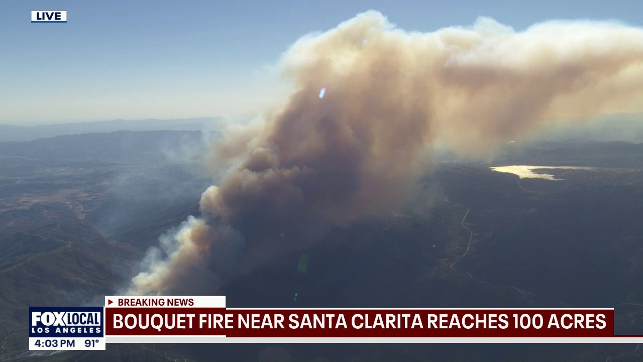 Rapidly Growing Bouquet Fire Triggers Mandatory Evacuations Near Santa Clarita