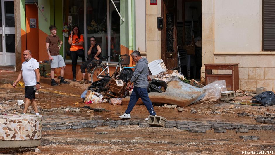 Flash Floods in Southeastern Spain Kill Woman and Prompt Dozens of Rescues