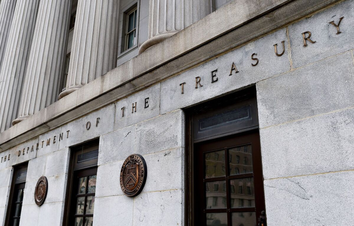 US Treasuries Rebound From Global Bond Selloff As Yields Drop