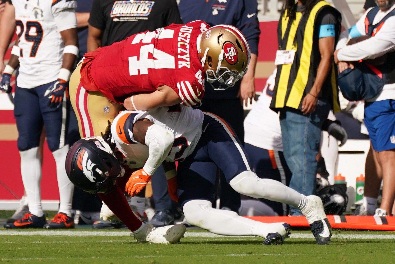 San Francisco 49ers Fullback Kyle Juszczyk Ruled Out With Knee Injury