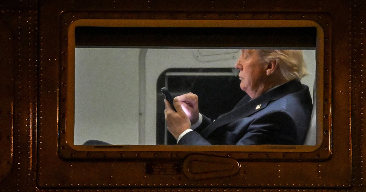 Trump Reportedly Consulted Musk's Grok Chatbot Regarding Nicolás Maduro's Capture