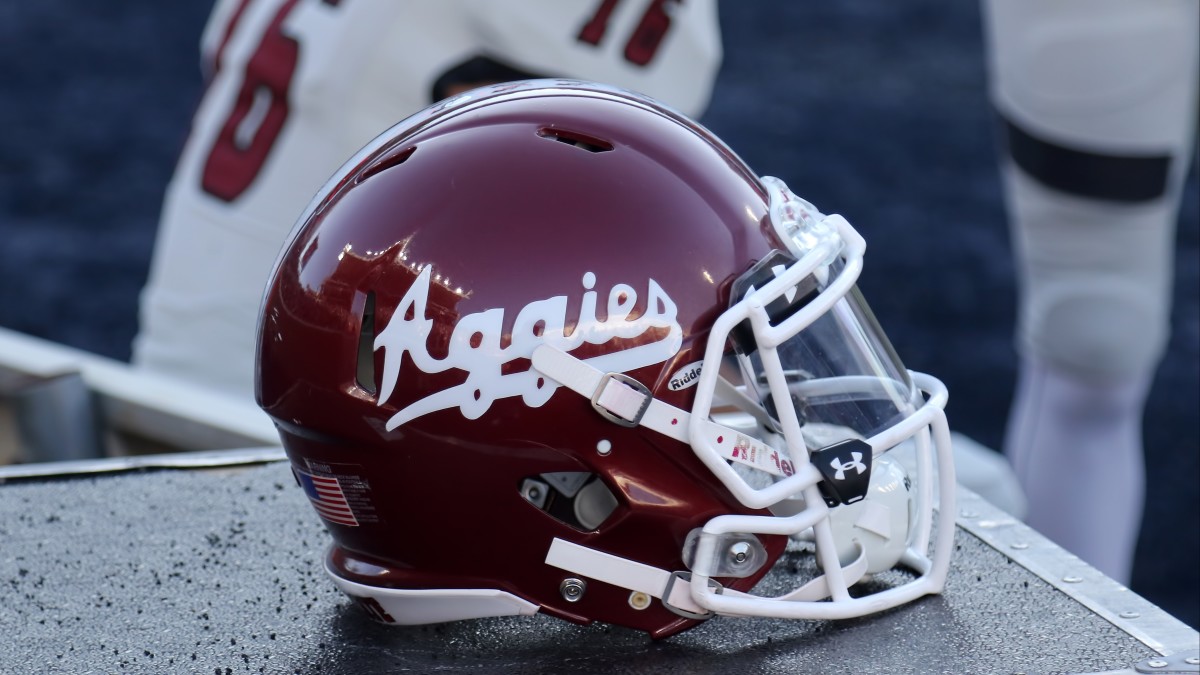 Western Kentucky and New Mexico State Open Conference USA Play in Las Cruces