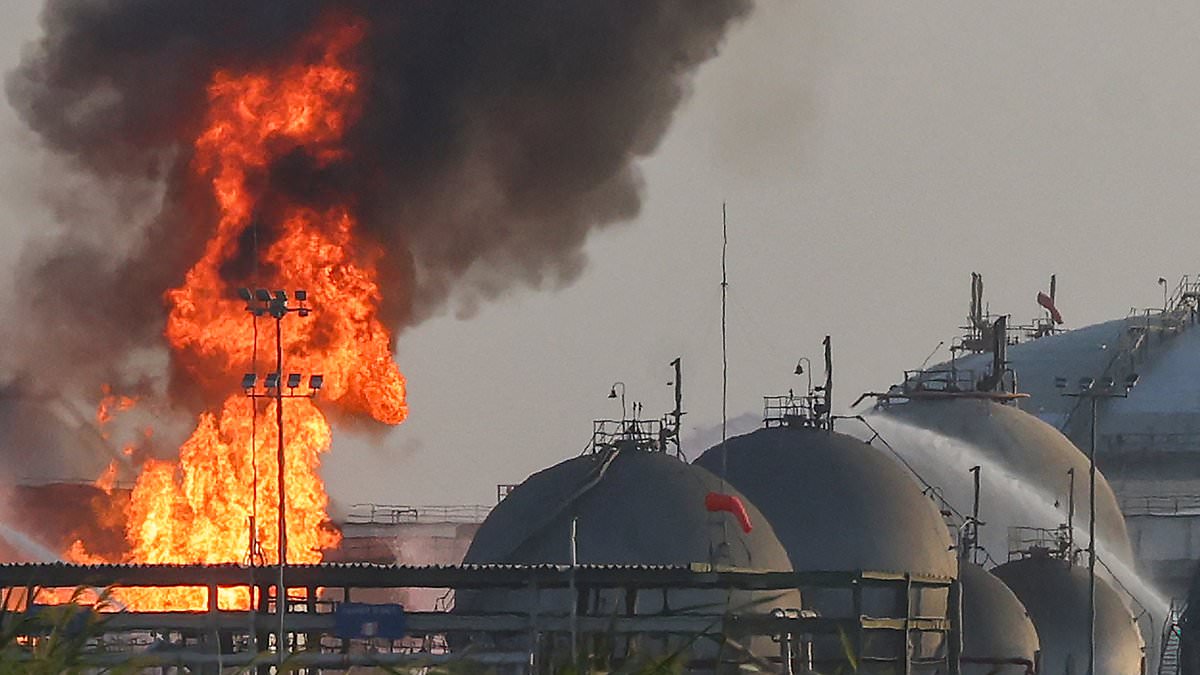 Saudi Arabia and Houthis Exchange Intense Strikes Amid Escalating Conflict in Yemen