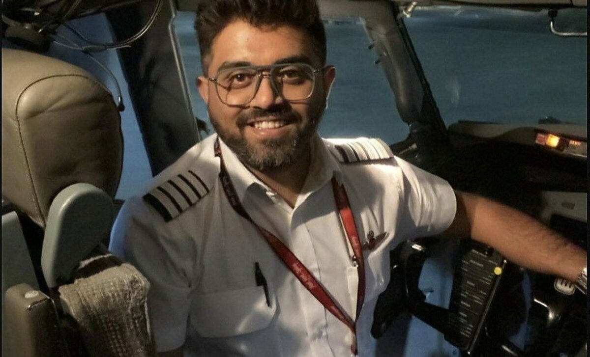 Wounded Flydubai Captain Foils Cockpit Takeover and Diverts Flight to Safety